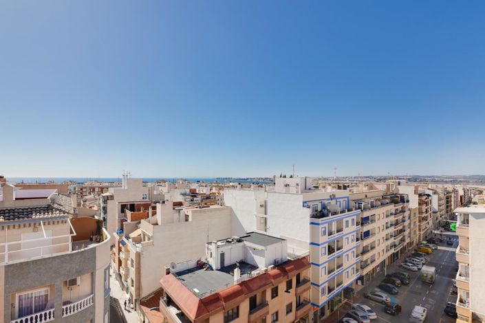 Image No.37-3 Bed Apartment for sale