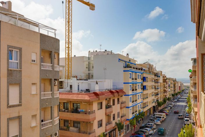 Image No.50-3 Bed Apartment for sale