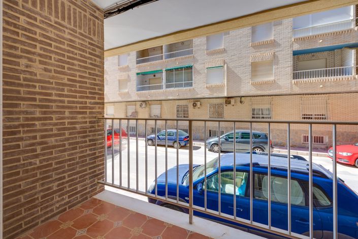 Image No.18-2 Bed Apartment for sale