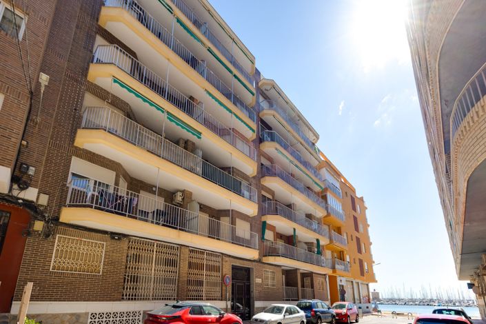 Image No.27-2 Bed Apartment for sale