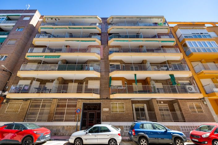 Image No.28-2 Bed Apartment for sale