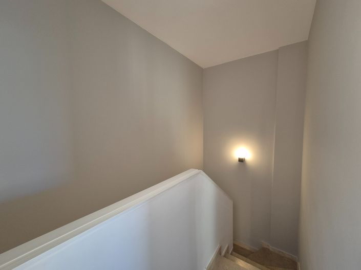 Image No.27-3 Bed Townhouse for sale