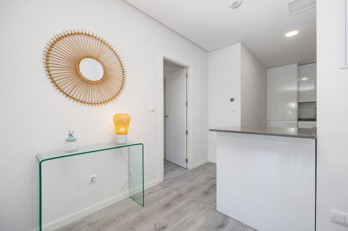 Image No.23-2 Bed Apartment for sale