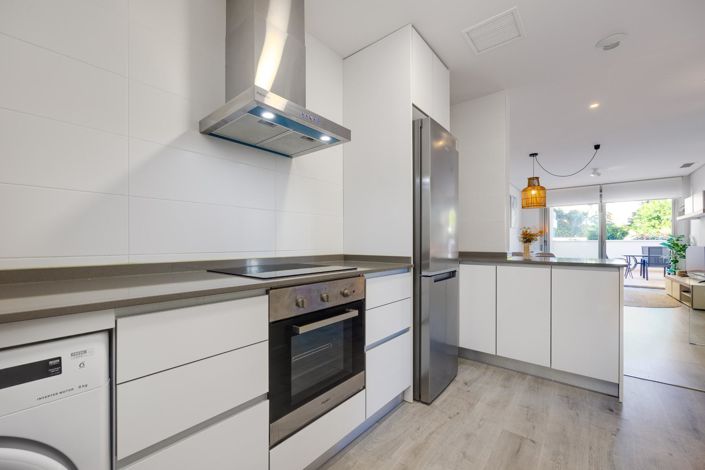 Image No.25-2 Bed Apartment for sale