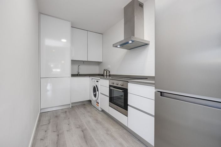 Image No.26-2 Bed Apartment for sale
