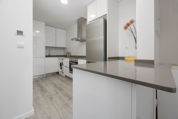 Image No.27-2 Bed Apartment for sale