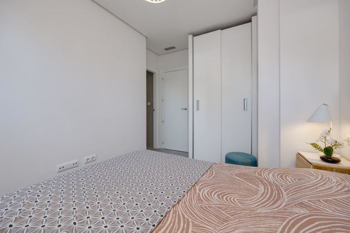 Image No.34-2 Bed Apartment for sale