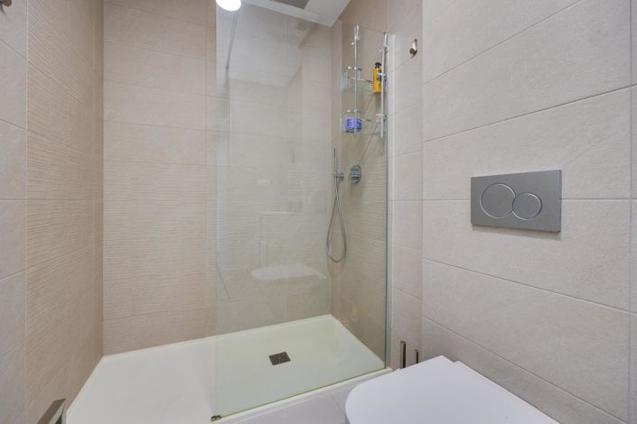 Image No.36-2 Bed Apartment for sale