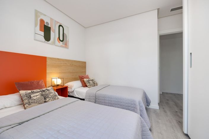 Image No.40-2 Bed Apartment for sale