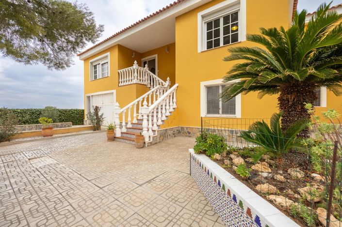Image No.3-3 Bed Villa for sale