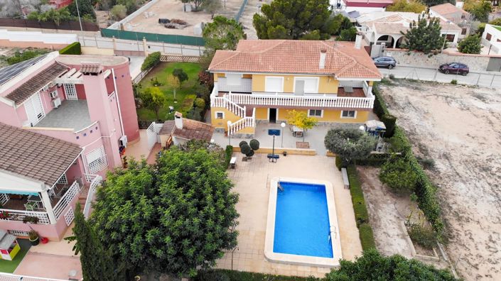 Image No.4-3 Bed Villa for sale