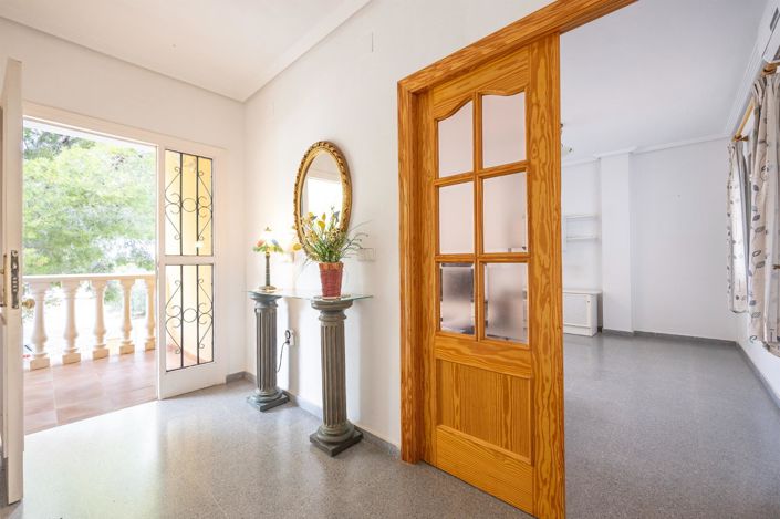 Image No.6-3 Bed Villa for sale