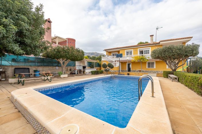 Image No.33-3 Bed Villa for sale