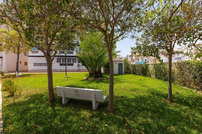Image No.24-2 Bed Bungalow for sale