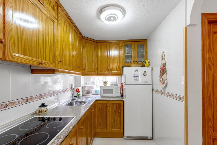 Image No.6-2 Bed Bungalow for sale