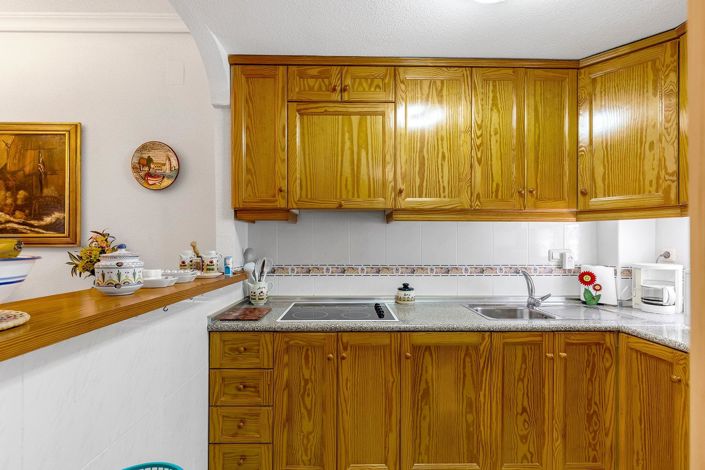 Image No.8-2 Bed Bungalow for sale