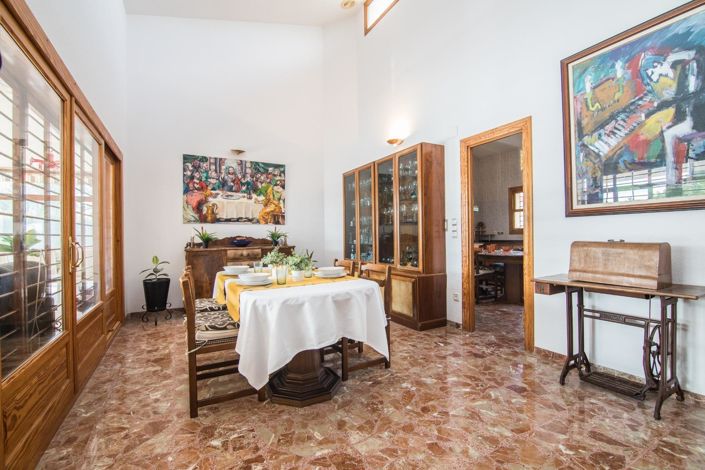 Image No.19-5 Bed Villa for sale