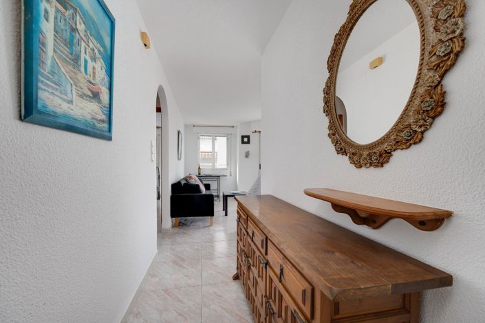 Image No.3-Appartement de 2 chambres à vendre à Torrevieja