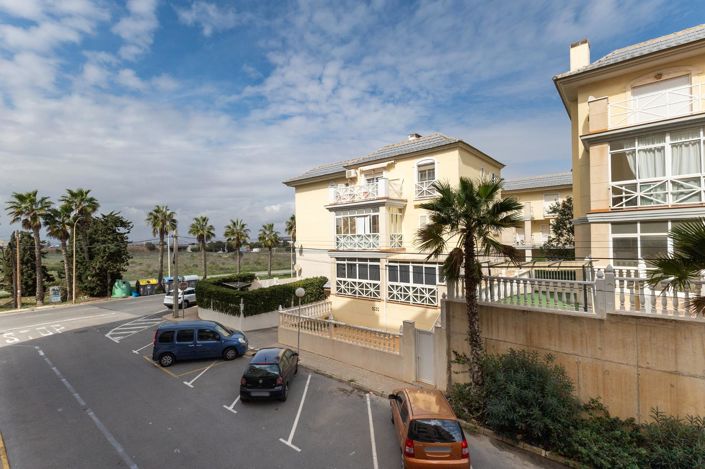 Image No.3-Appartement de 2 chambres à vendre à Torrevieja