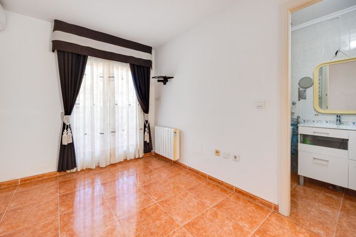 Image No.14-3 Bed Penthouse for sale