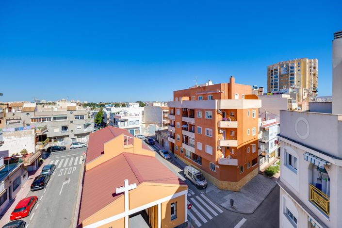 Image No.34-3 Bed Penthouse for sale