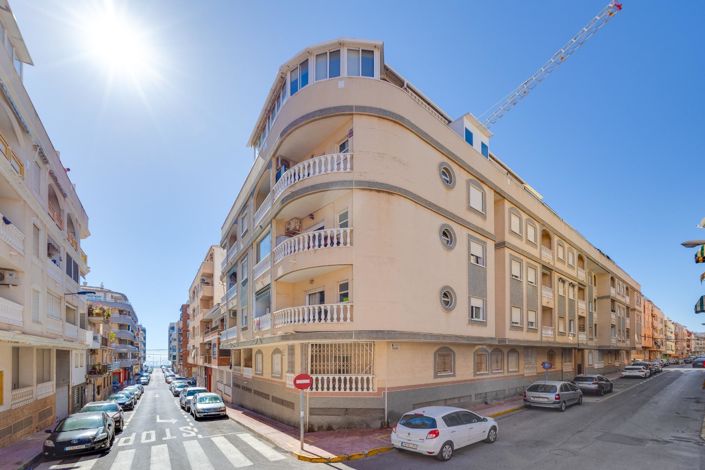 Image No.39-3 Bed Penthouse for sale