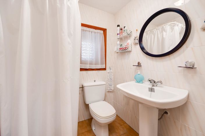 Image No.17-3 Bed Bungalow for sale