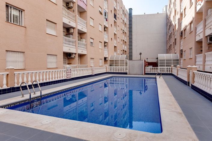 Image No.32-Appartement de 2 chambres à vendre à Torrevieja