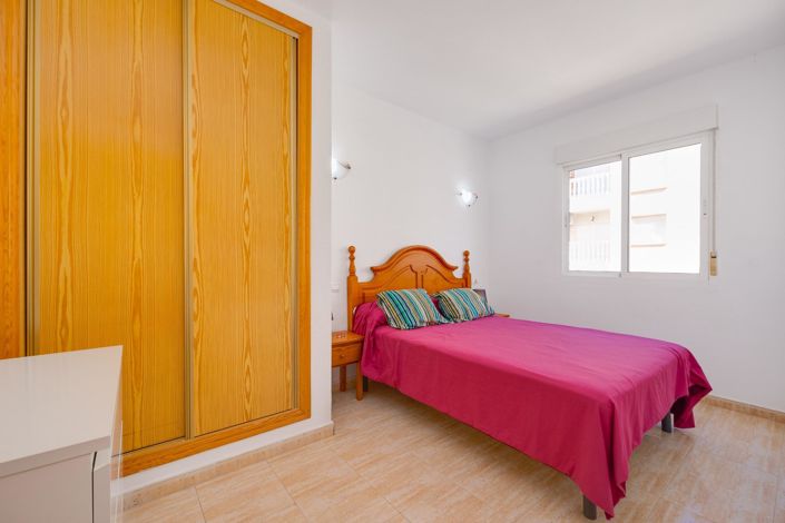 Image No.4-Appartement de 2 chambres à vendre à Torrevieja