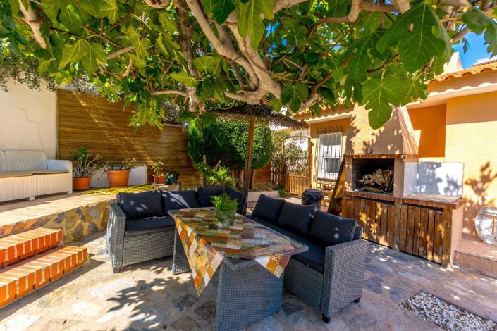 Image No.30-3 Bed Villa for sale