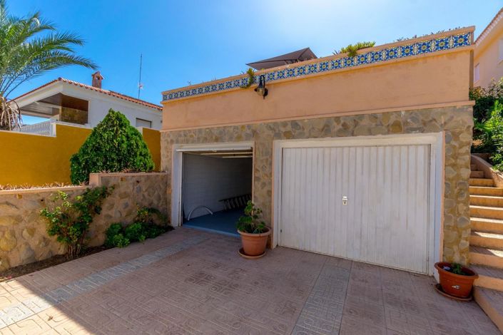 Image No.38-3 Bed Villa for sale