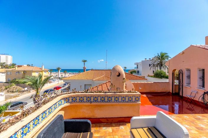 Image No.4-3 Bed Villa for sale