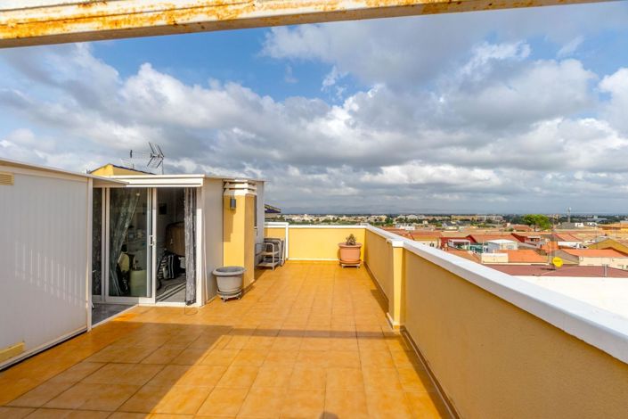 Image No.26-2 Bed Penthouse for sale