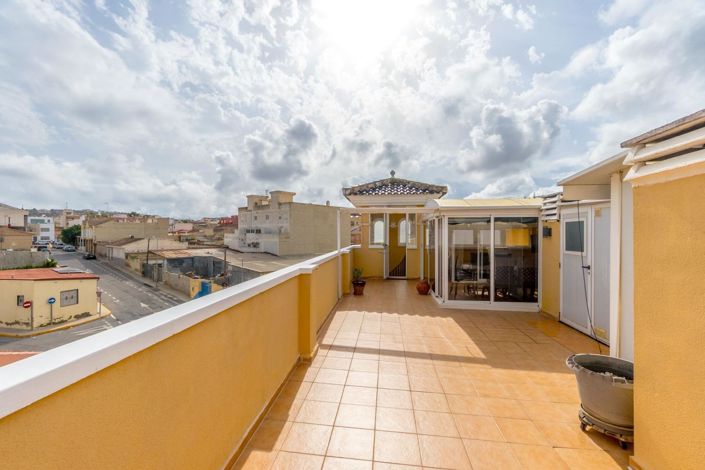 Image No.27-2 Bed Penthouse for sale