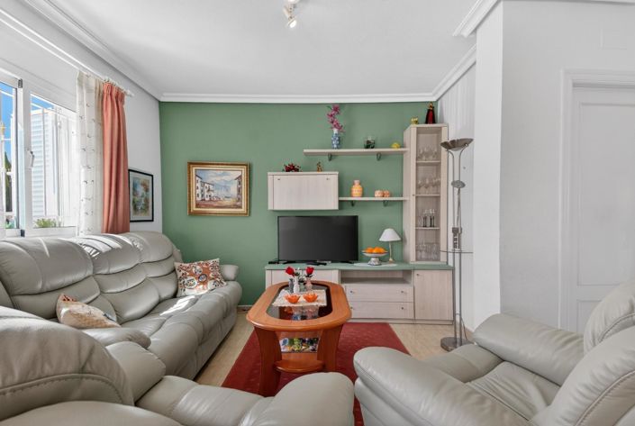 Image No.7-2 Bed Townhouse for sale