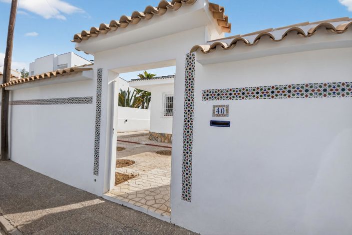 Image No.25-3 Bed Villa for sale