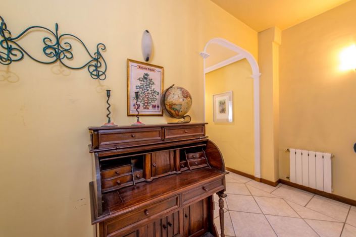 Image No.27-6 Bed Villa for sale