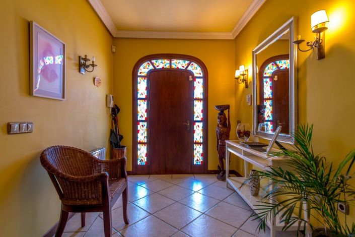 Image No.9-6 Bed Villa for sale