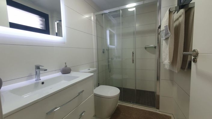 Image No.11-3 Bed Villa for sale