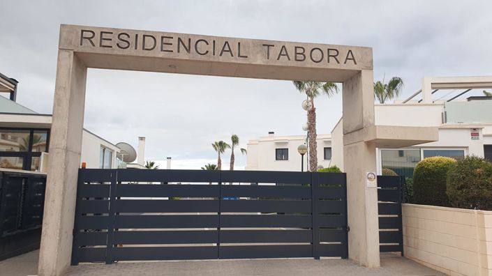 Image No.2-3 Bed Villa for sale