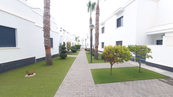 Image No.3-3 Bed Villa for sale