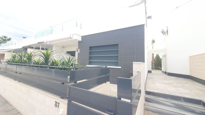 Image No.4-3 Bed Villa for sale