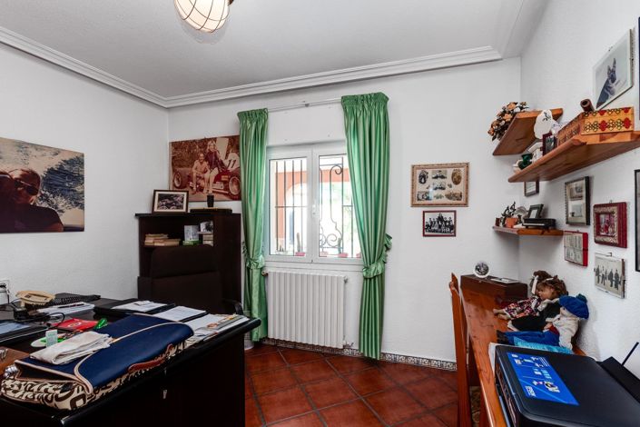 Image No.29-4 Bed Villa for sale