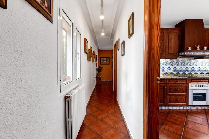 Image No.35-4 Bed Villa for sale