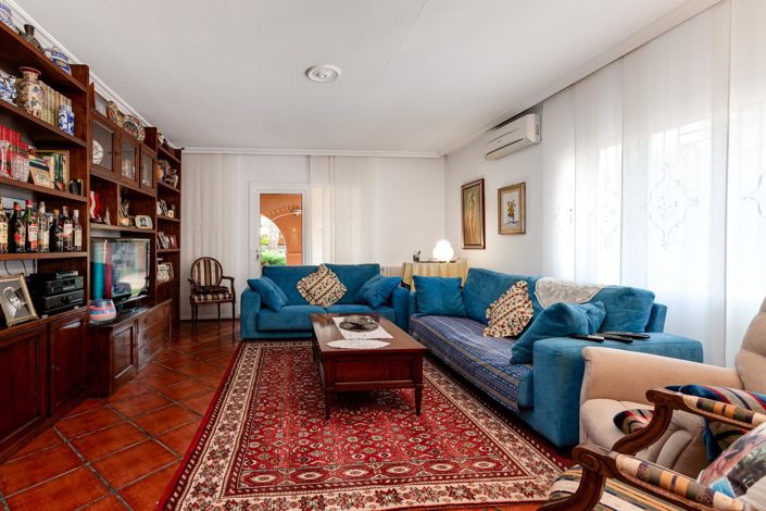 Image No.39-4 Bed Villa for sale