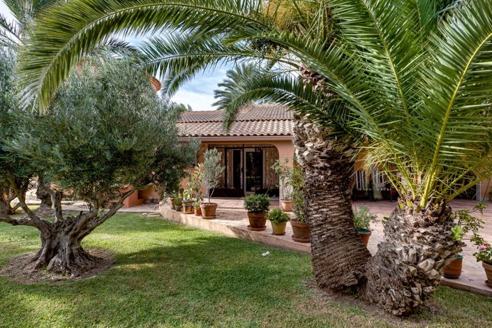 Image No.5-4 Bed Villa for sale