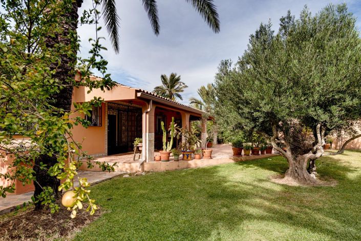 Image No.8-4 Bed Villa for sale