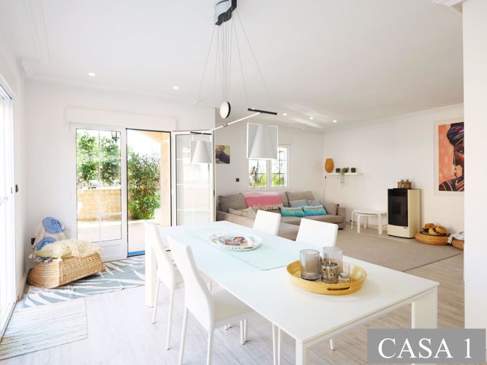 Image No.6-7 Bed Villa for sale