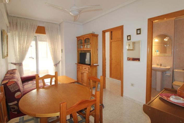 Image No.3-Appartement de 1 chambre à vendre à Torrevieja