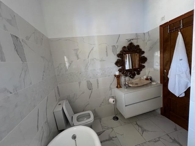 Image No.14-3 Bed Villa for sale